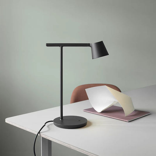Nordic Metal Mushroom Table Lamp / Black / US