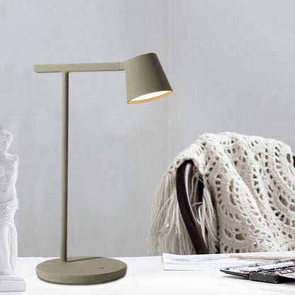 Nordic Metal Mushroom Table Lamp / Black / EU