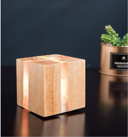 Nordic Square Solid Wood Bedside Wall Lamp / 5W / Table Lamp Style Wood Color